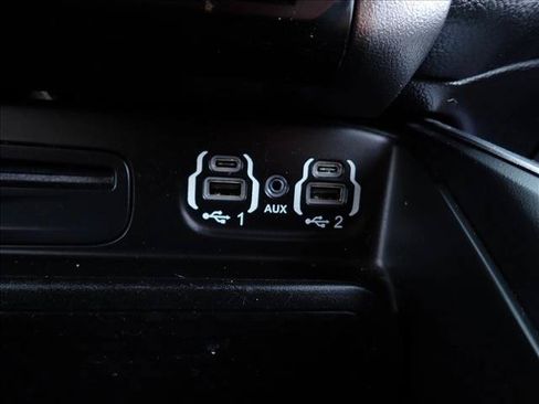 Used 2019 RAM 1500 Big Horn AWD/4WD image 19