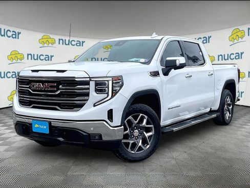 Used 2022 GMC Sierra 1500 SLT w/ SLT Premium Plus Package image 3