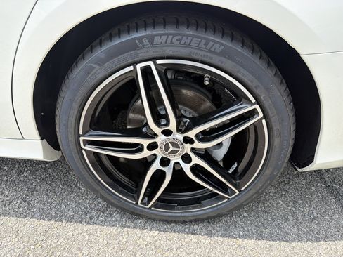 Used 2020 Mercedes-Benz E 350 Sedan image 19