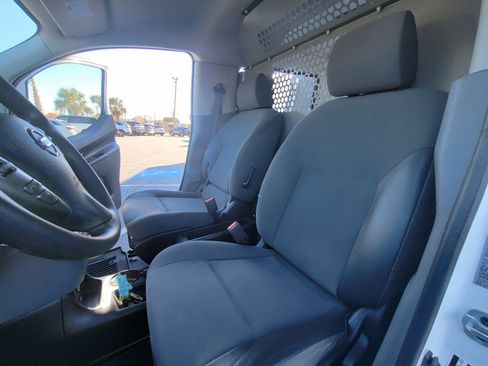 Used 2020 Nissan NV200 SV image 22