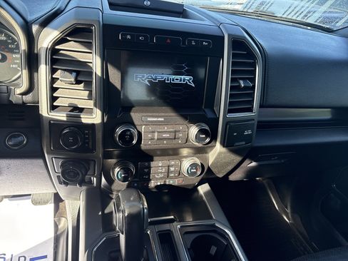 Used 2019 Ford F150 Raptor w/ Equipment Group 802A Luxury image 10