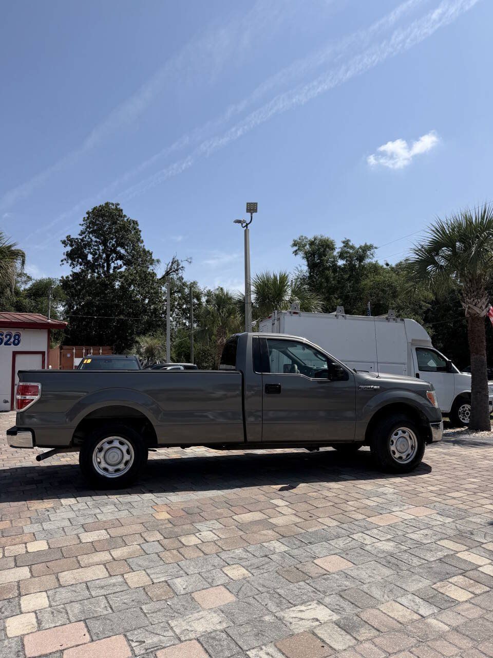 Used 2010 Ford F150 XL RWD image 5