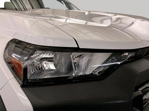 Used 2023 Chevrolet Colorado Trail Boss w/ Advanced Trailering Package AWD/4WD image 27