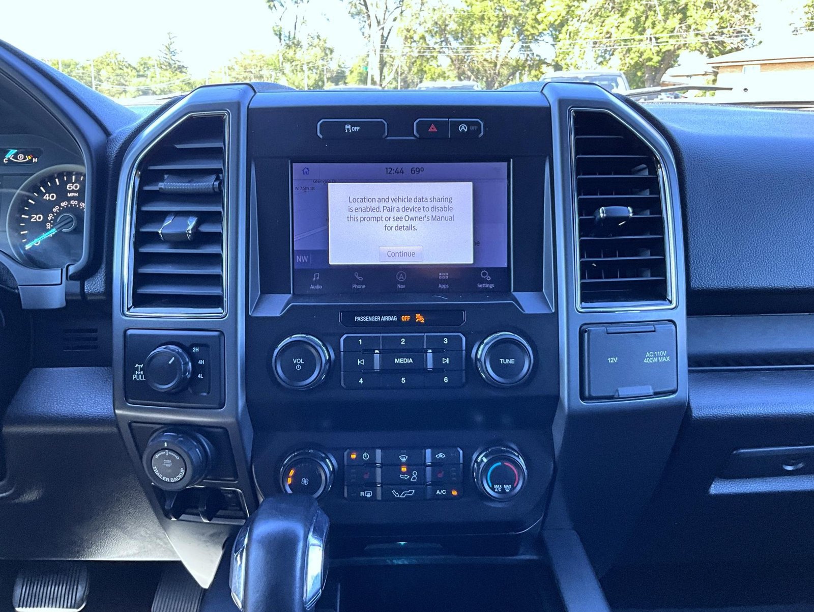 Used 2020 Ford F150 XLT w/ Equipment Group 302A Luxury AWD/4WD image 16