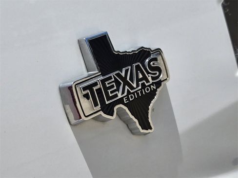 Used 2024 Ford F150 XLT image 17