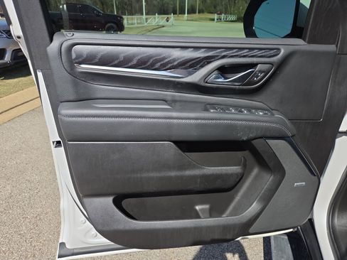 Used 2022 GMC Yukon Denali image 6