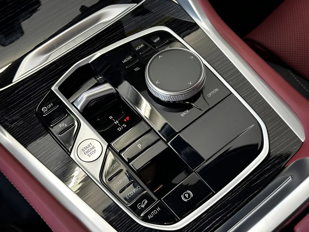 New 2027 BMW X6 xDrive40i w/ Premium Package AWD/4WD image 19