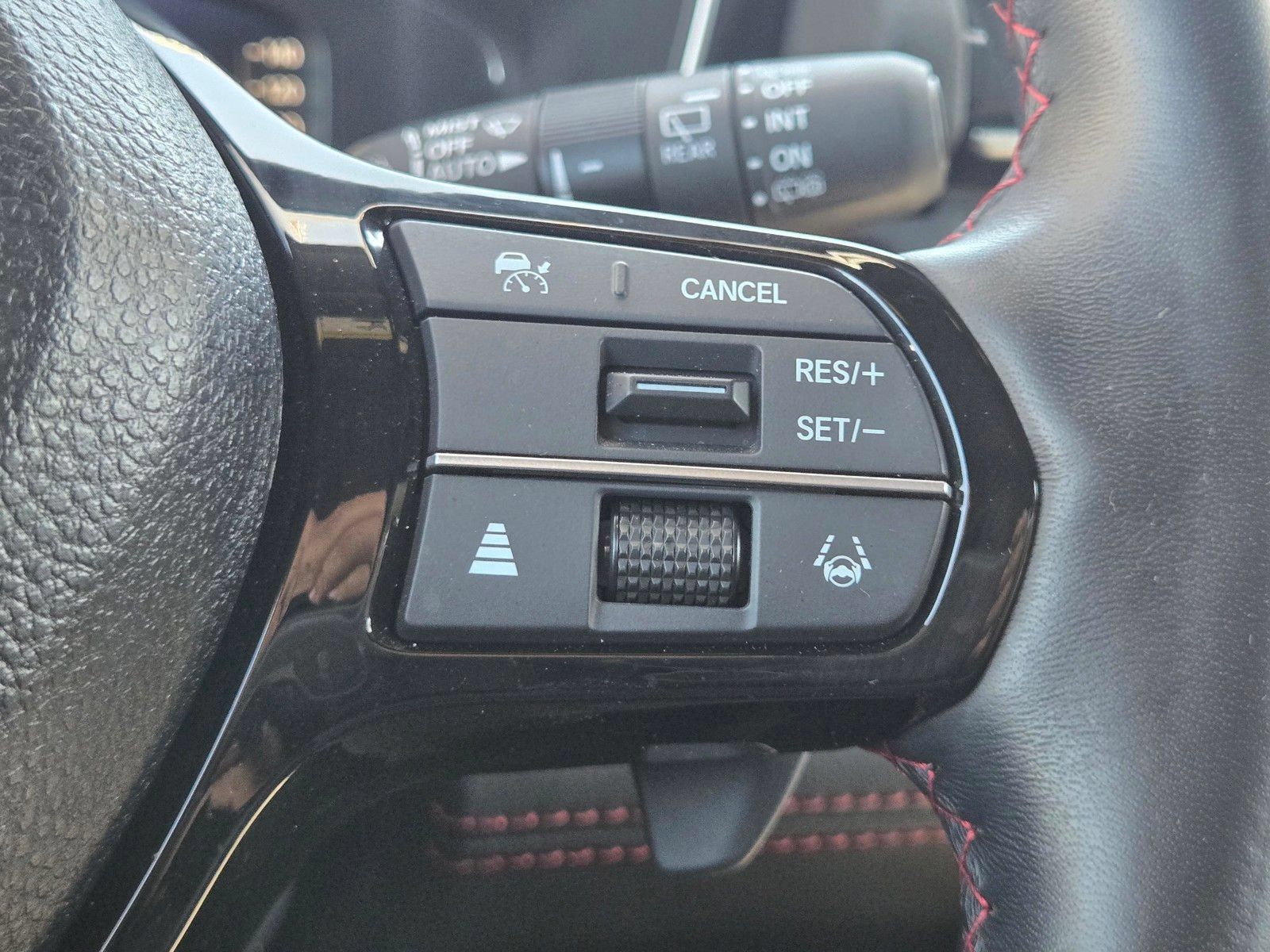 Certified 2025 Honda Pilot Black Edition image 27