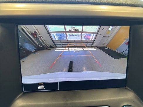 Used 2023 GMC Acadia Denali AWD/4WD image 2