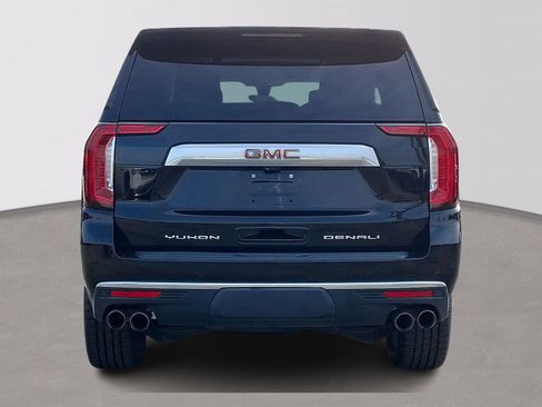 Used 2021 GMC Yukon Denali w/ Denali Premium Package image 5