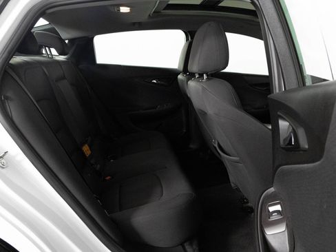 Used 2023 Chevrolet Malibu LT image 41