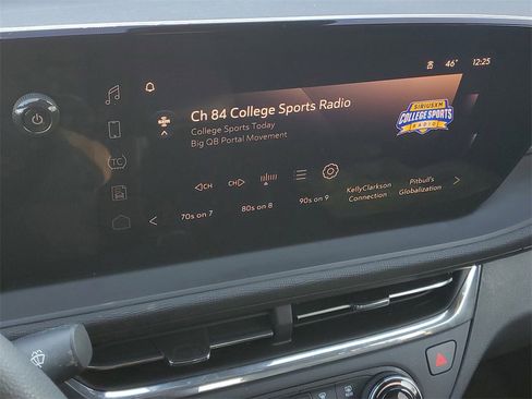 Used 2025 Buick Envista Preferred image 17