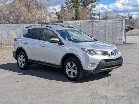 Used 2015 Toyota RAV4 XLE image 3