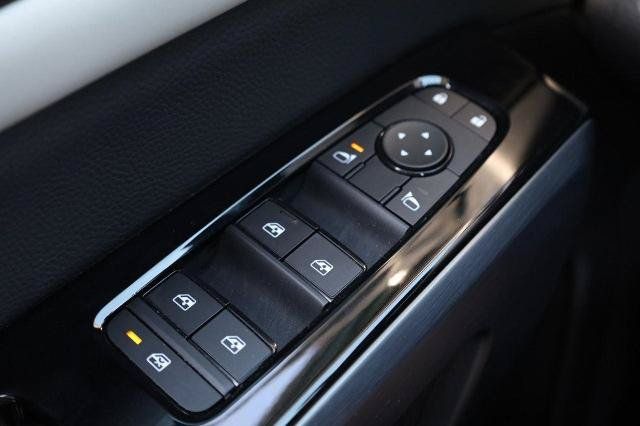 Certified 2025 Nissan Pathfinder SL AWD/4WD image 20