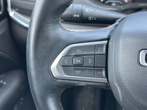 Used 2022 Jeep Compass Limited image 18