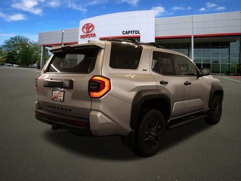 New 2026 Toyota 4Runner SR5 image 2