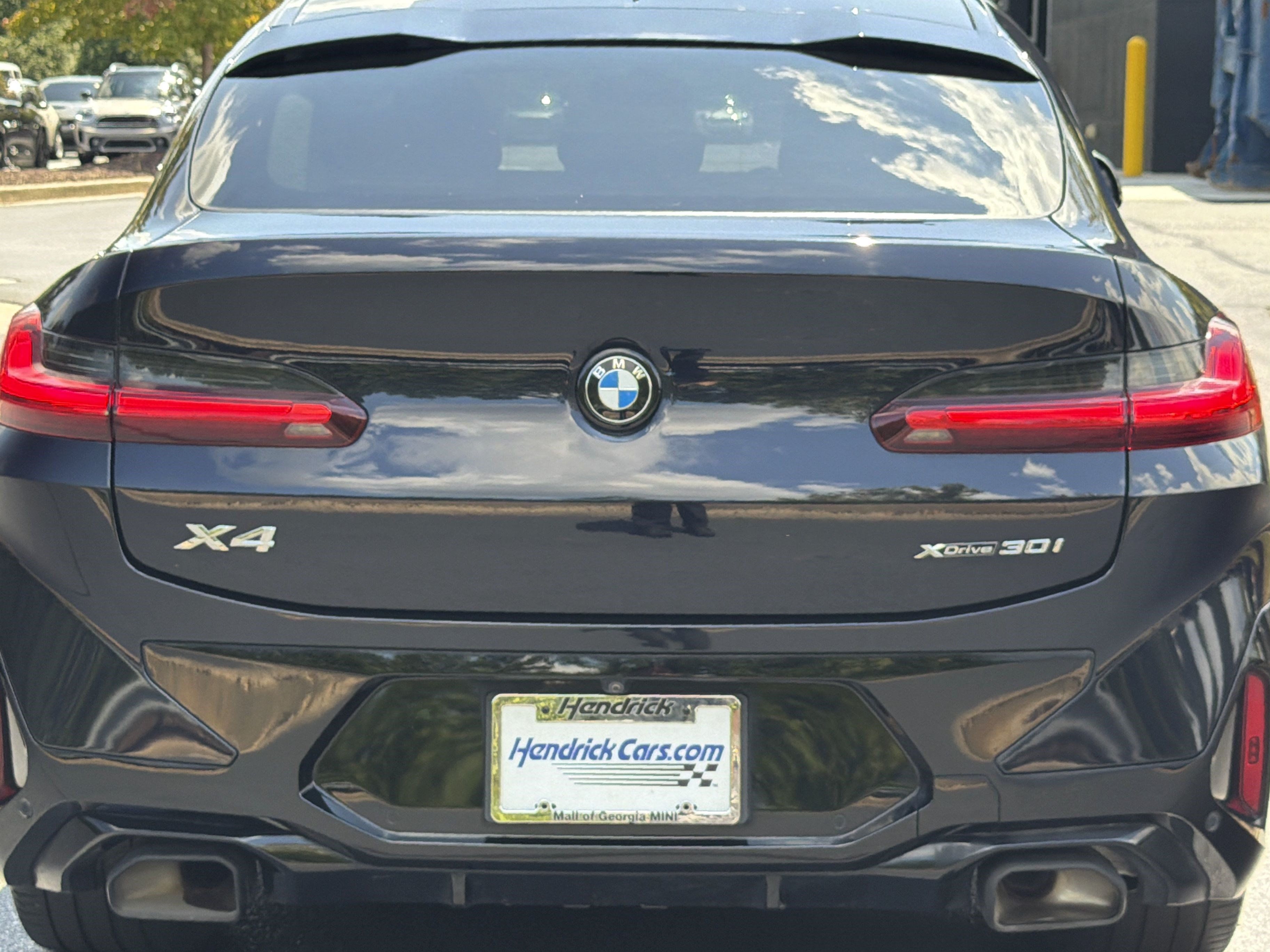 Used 2024 BMW X4 xDrive30i w/ M Sport Package AWD/4WD image 22