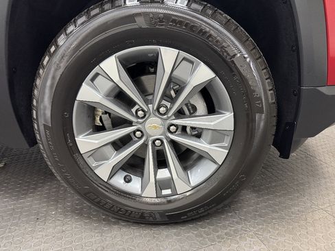 New 2026 Chevrolet Equinox LT w/ LPO, Floor Liner Package AWD/4WD image 8