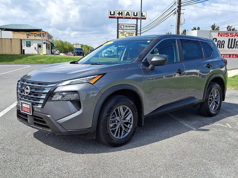 Certified 2025 Nissan Rogue S AWD/4WD image 3