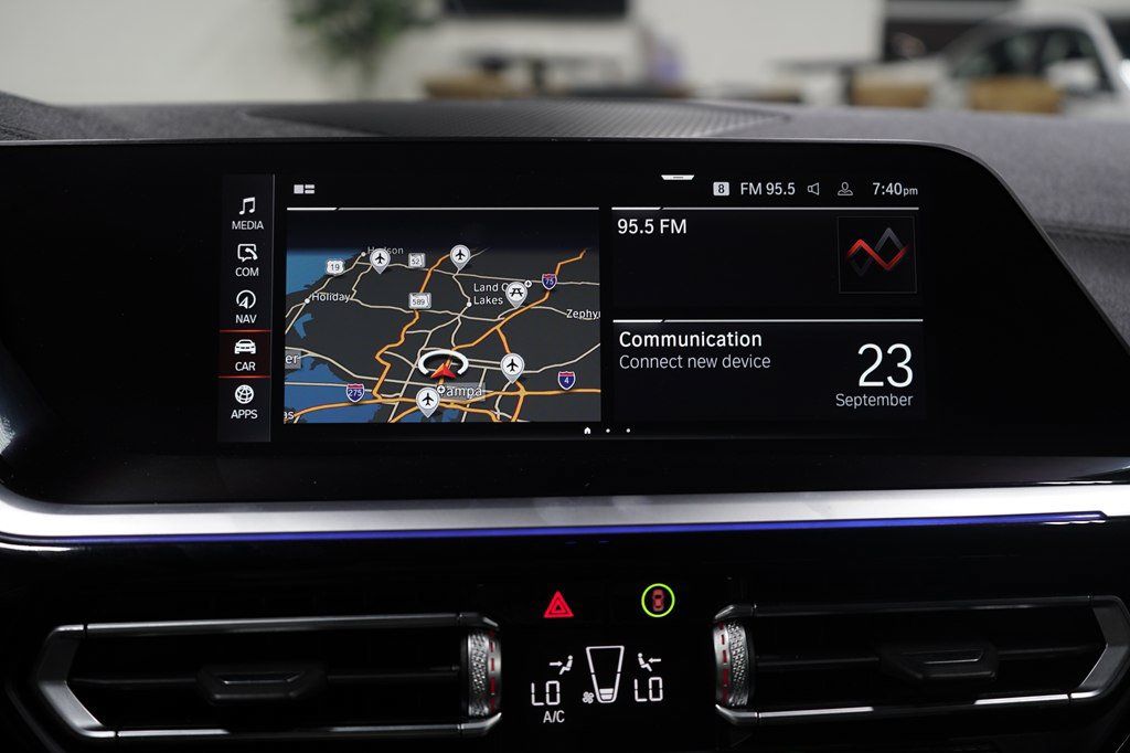 Used 2022 BMW Z4 sDrive30i w/ Driving Assistance Package RWD image 25