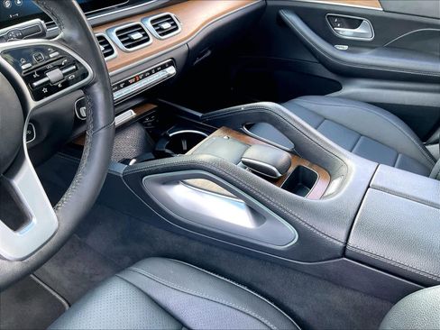 Used 2021 Mercedes-Benz GLE 450 4MATIC image 19