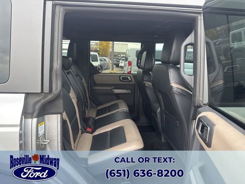 Used 2023 Ford Bronco Wildtrak image 45
