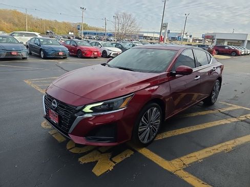 Used 2025 Nissan Altima 2.5 SL image 9