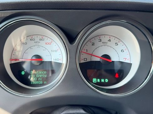 Used 2014 Dodge Challenger SXT RWD image 19