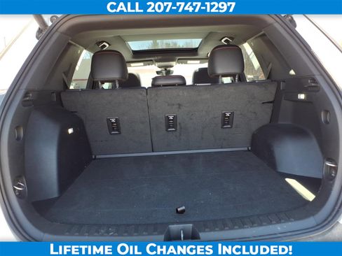 Used 2025 Chevrolet Equinox RS w/ Safety and Technology Package AWD/4WD image 10