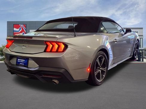 Used 2025 Ford Mustang Premium RWD image 21