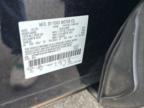 Certified 2024 Ford Edge SEL image 19