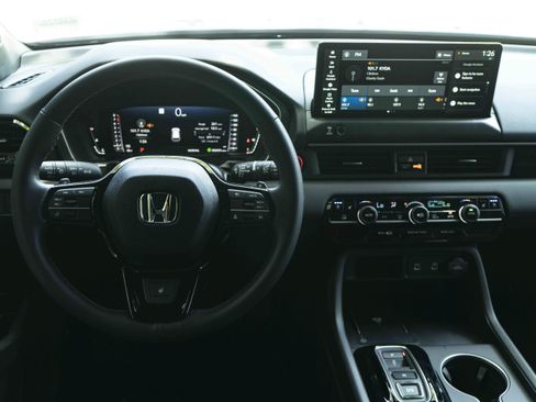 Used 2026 Honda Pilot Black Edition image 20