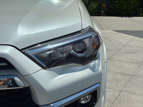 Used 2021 Toyota 4Runner Limited AWD/4WD image 12