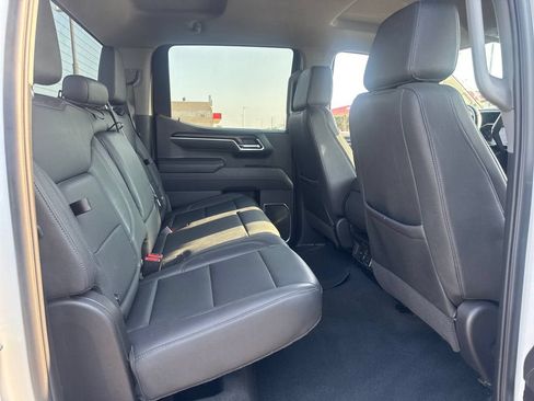 Used 2025 GMC Sierra 1500 SLT RWD image 13