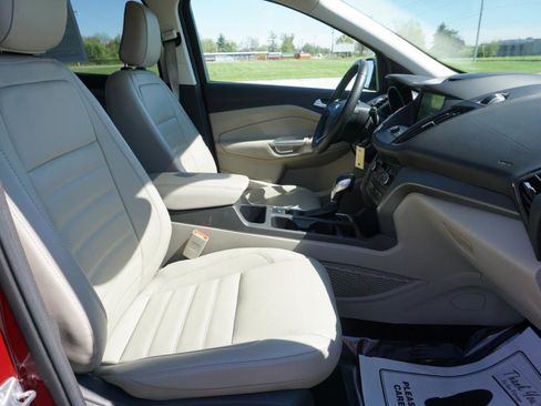 Used 2018 Ford Escape SEL AWD/4WD image 22