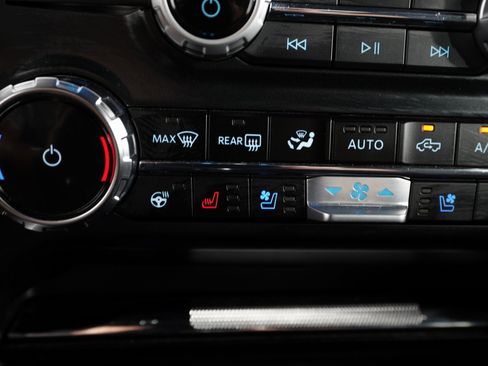 Used 2024 Ford F150 Lariat w/ FX4 Off-Road Package image 22