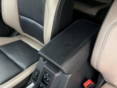 Used 2024 Ford Bronco Wildtrak AWD/4WD image 26