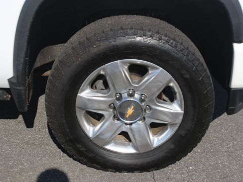 Used 2022 Chevrolet Silverado 2500 LTZ w/ Z71 Chrome Sport Edition image 40