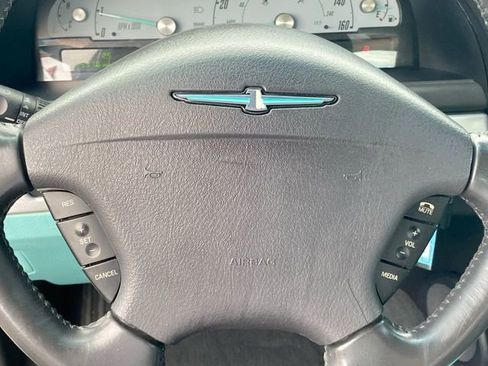 Used 2002 Ford Thunderbird image 11
