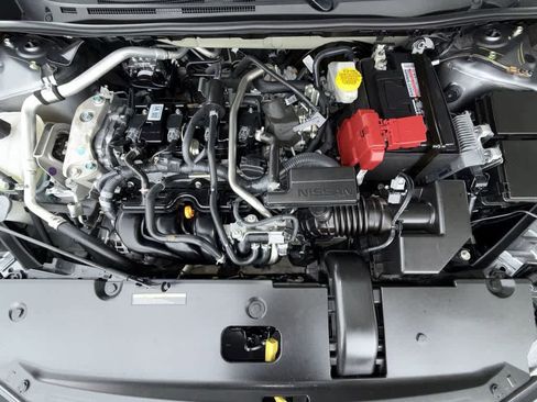 Used 2024 Nissan Sentra SR FWD image 12