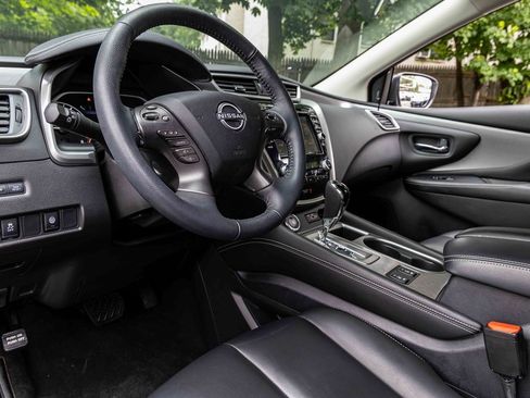 Certified 2024 Nissan Murano SV w/ SV Midnight Edition Package image 7