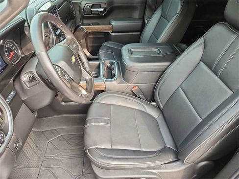 Used 2021 Chevrolet Silverado 1500 High Country w/ Technology Package image 20