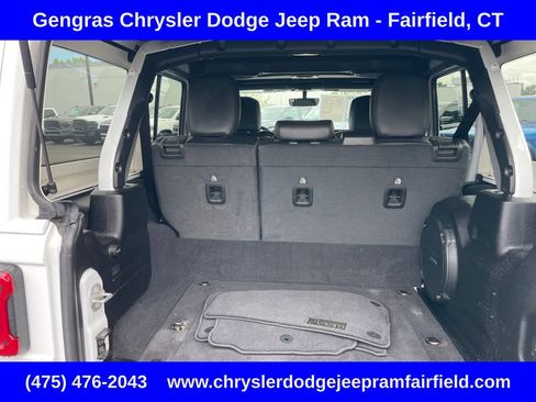 Used 2023 Jeep Wrangler Unlimited Sahara w/ Cold Weather Group AWD/4WD image 31