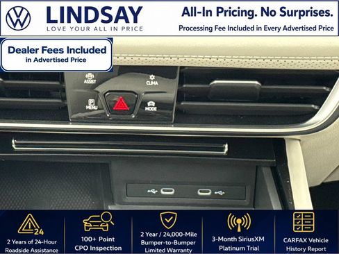 Used 2024 Volkswagen Atlas SE w/ Panoramic Sunroof Package AWD/4WD image 17