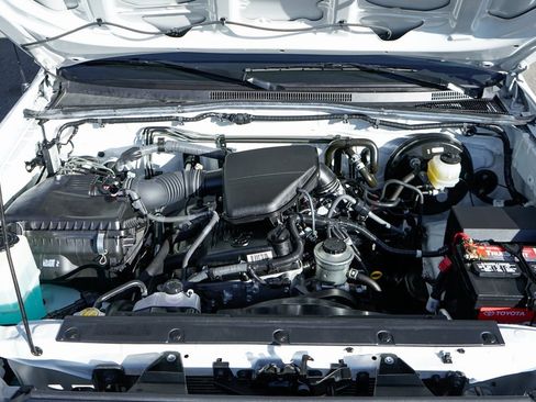 Used 2012 Toyota Tacoma 2WD Regular Cab image 11