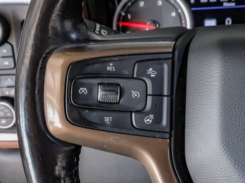Used 2022 Chevrolet Silverado 3500 High Country w/ Technology Package AWD/4WD image 16