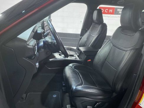 Used 2020 Ford Explorer ST w/ Premium Technology Package image 11