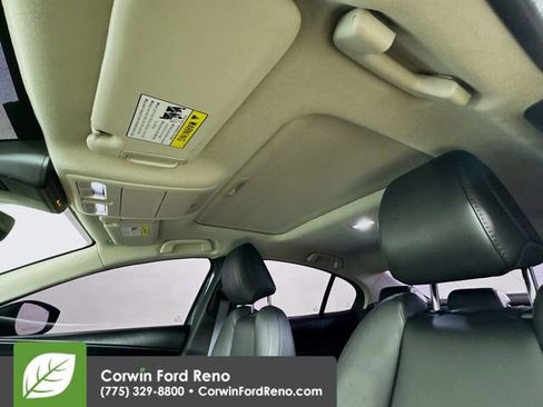 Used 2022 MAZDA MAZDA3 s image 23