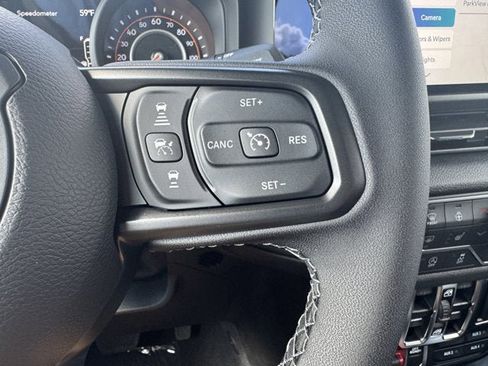 New 2025 Jeep Gladiator Sport image 20