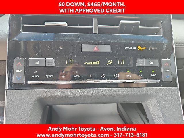 Used 2019 Toyota Avalon XLE w/ Moonroof Package FWD image 23